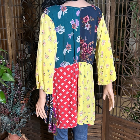 SACRED THREADS TOP L/XL - Picture 10 of 15